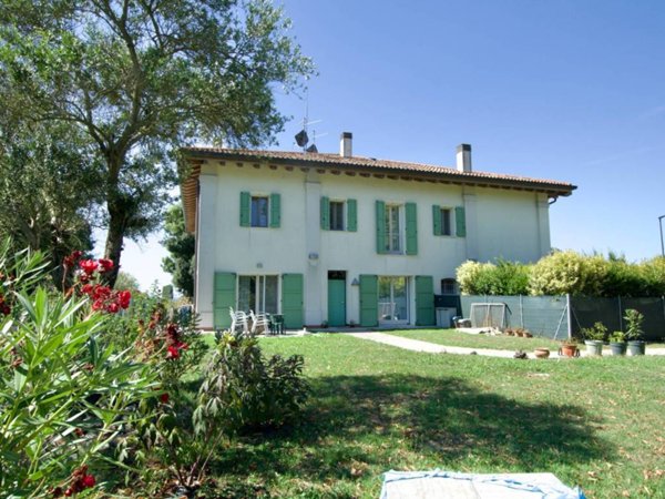 casa indipendente in vendita a San Pietro in Casale