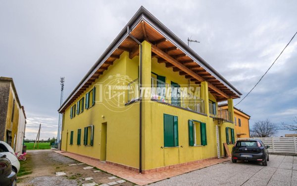 appartamento in vendita a San Pietro in Casale in zona Maccaretolo