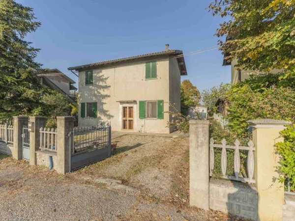 casa indipendente in vendita a San Pietro in Casale in zona Sant'Alberto