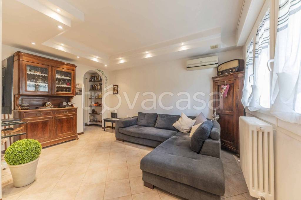 casa indipendente in vendita a San Pietro in Casale