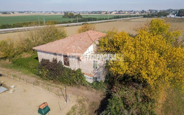 casa indipendente in vendita a San Pietro in Casale