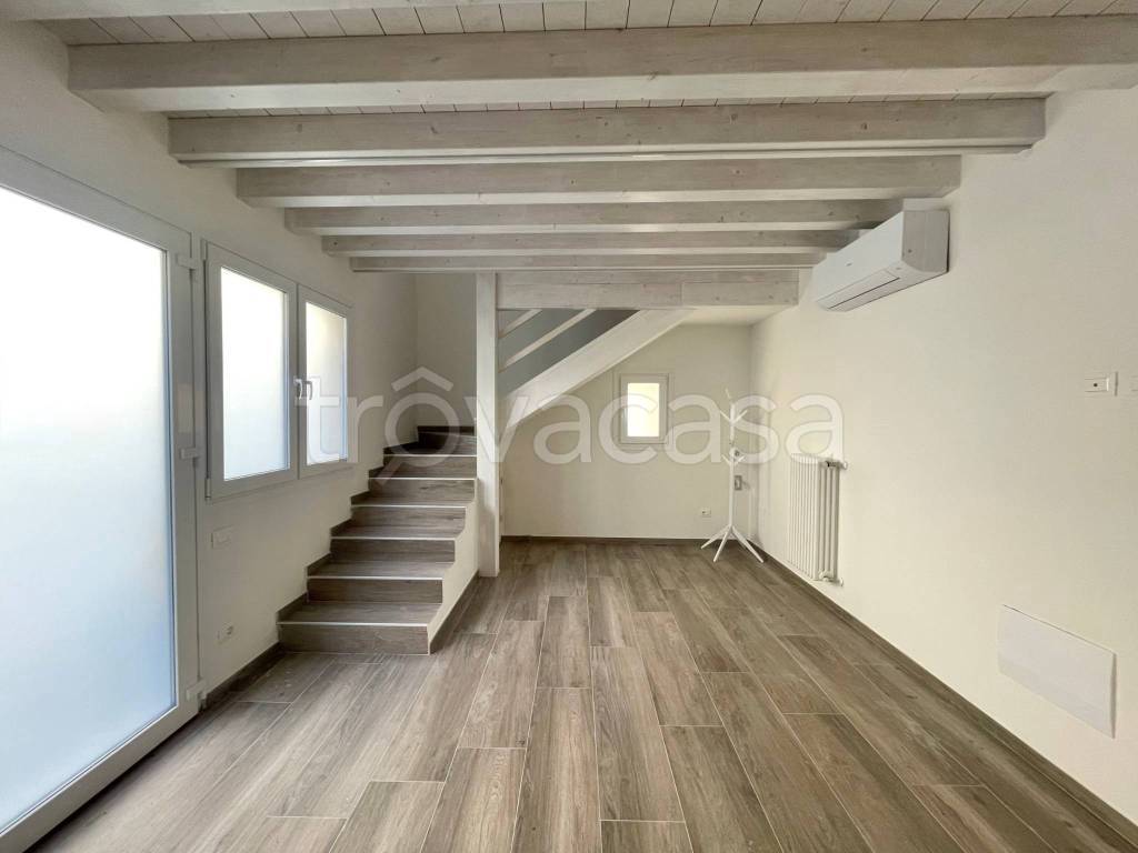 casa indipendente in vendita a San Pietro in Casale