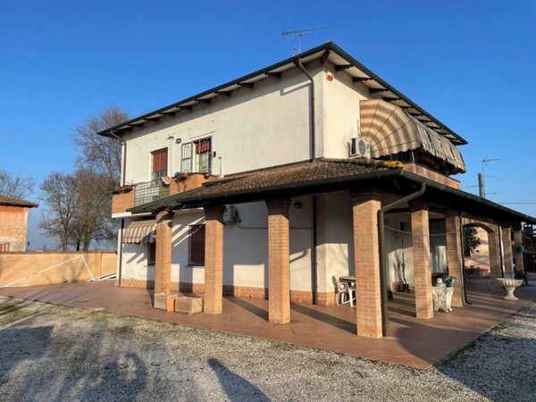 casa indipendente in vendita a San Pietro in Casale