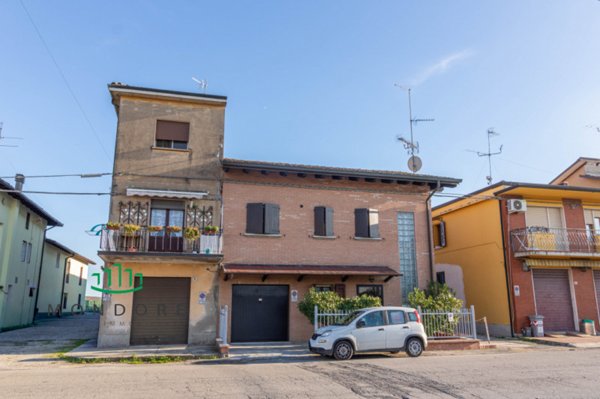 appartamento in vendita a San Pietro in Casale in zona Poggetto