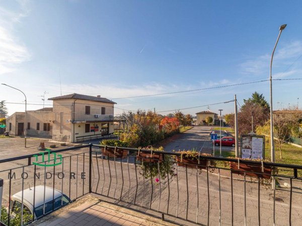 appartamento in vendita a San Pietro in Casale in zona Poggetto