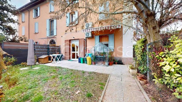 appartamento in vendita a San Pietro in Casale in zona Sant'Alberto