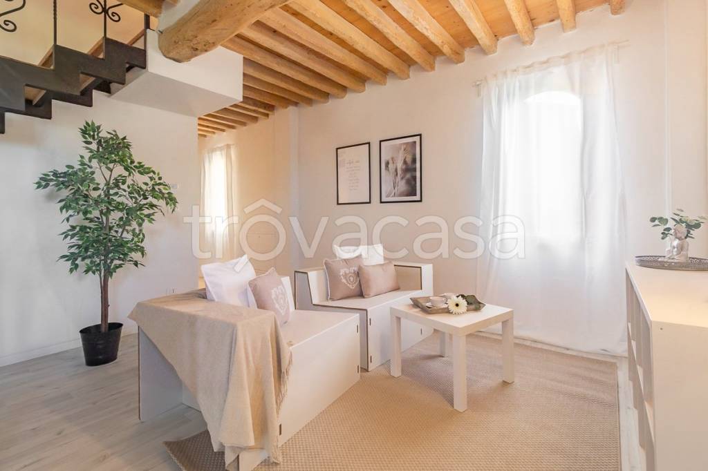 appartamento in vendita a San Pietro in Casale in zona Maccaretolo