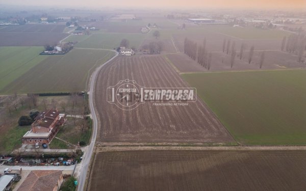 casa indipendente in vendita a San Pietro in Casale in zona Gavaseto