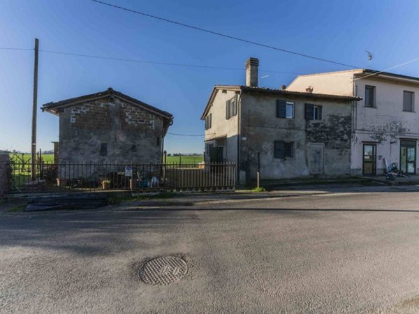 casa indipendente in vendita a San Pietro in Casale