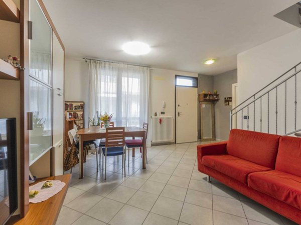 casa indipendente in vendita a San Pietro in Casale in zona Rubizzano