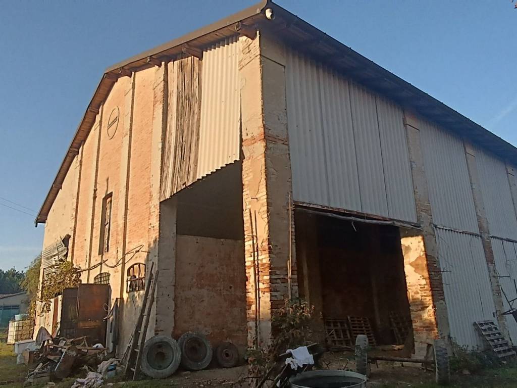 casa indipendente in vendita a San Pietro in Casale in zona Maccaretolo