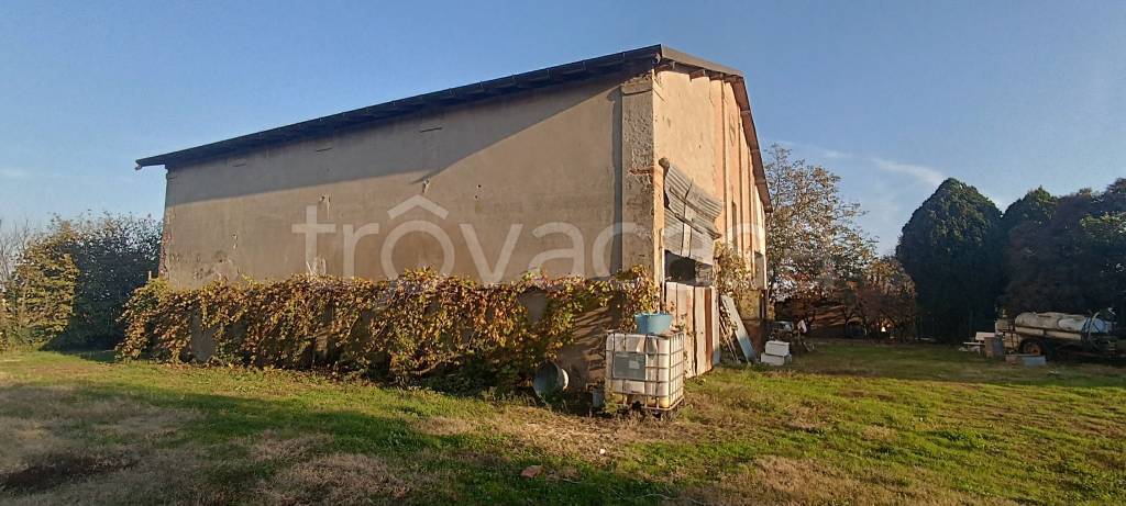 casa indipendente in vendita a San Pietro in Casale