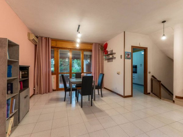 casa indipendente in vendita a San Pietro in Casale in zona Rubizzano
