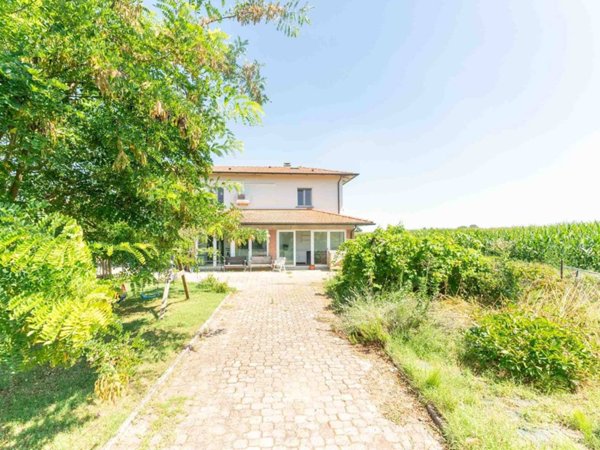casa indipendente in vendita a San Pietro in Casale in zona Gavaseto