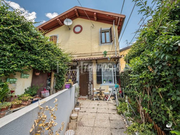 casa indipendente in vendita a San Pietro in Casale in zona Rubizzano