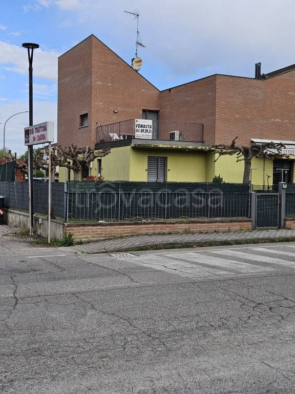 appartamento in vendita a San Pietro in Casale in zona Rubizzano