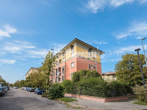 appartamento in vendita a San Pietro in Casale in zona Rubizzano