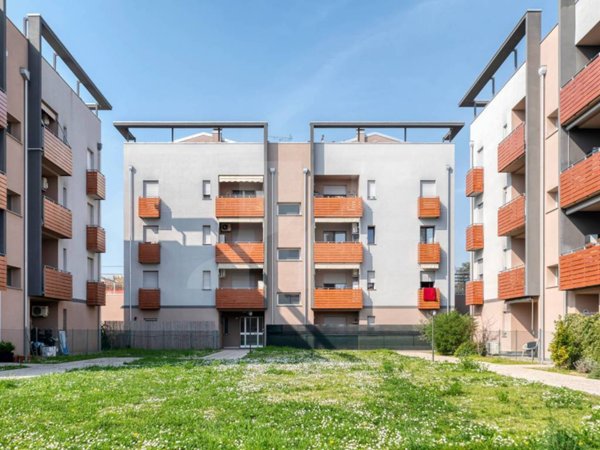 appartamento in vendita a San Pietro in Casale in zona Rubizzano