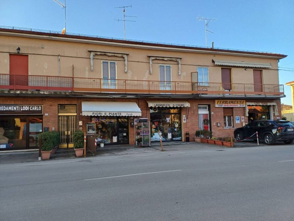 trivano in vendita a Sant'Agata Bolognese
