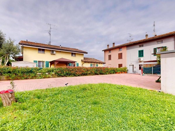 casa indipendente in vendita a Sant'Agata Bolognese