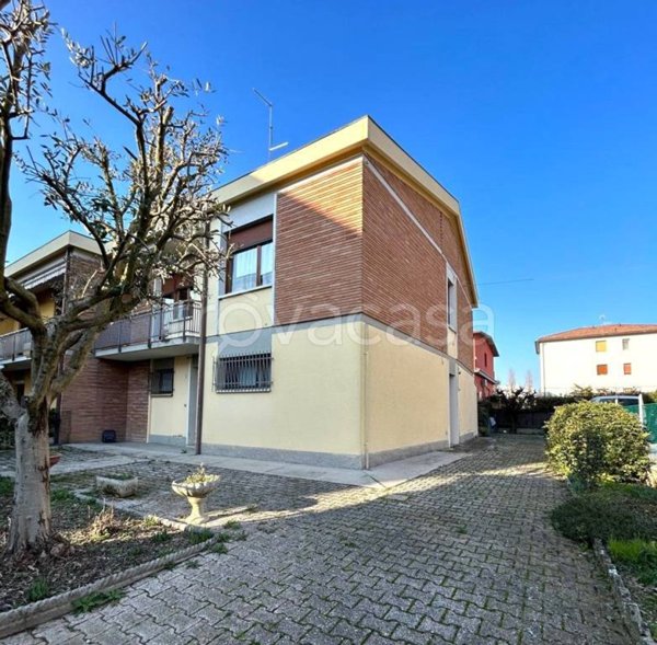 casa indipendente in vendita a Sant'Agata Bolognese