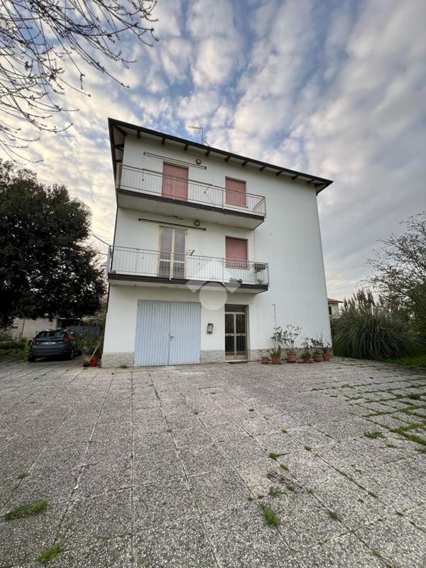 casa indipendente in vendita a Sant'Agata Bolognese