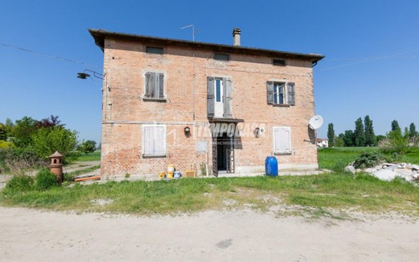 casa indipendente in vendita a Sant'Agata Bolognese in zona Crocetta