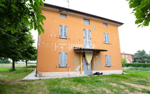 casa indipendente in vendita a Sant'Agata Bolognese in zona Crocetta