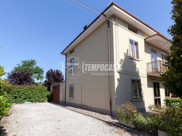 casa indipendente in vendita a Sant'Agata Bolognese