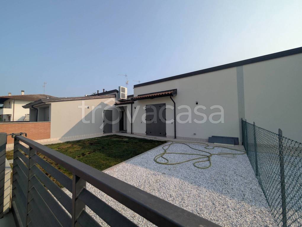 casa indipendente in vendita a Sant'Agata Bolognese