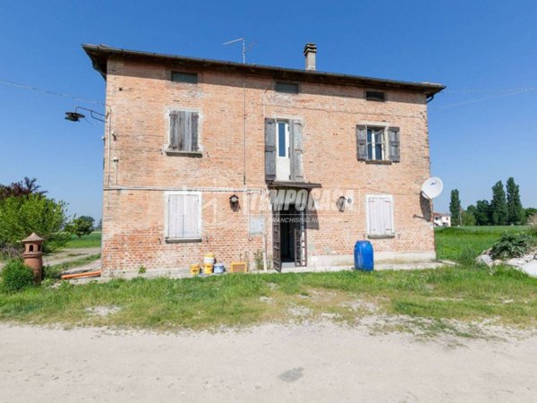 casa indipendente in vendita a Sant'Agata Bolognese