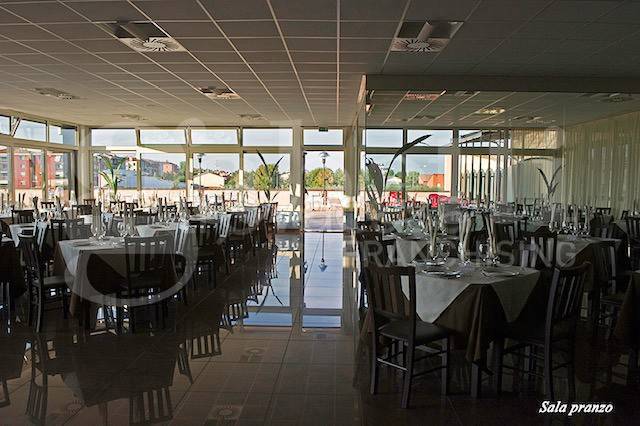 negozio in vendita a Sant'Agata Bolognese