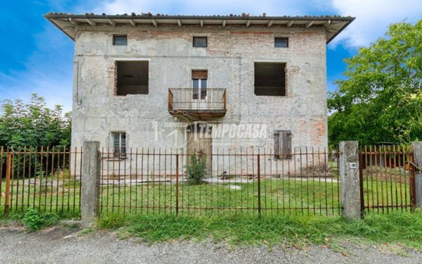 casa indipendente in vendita a Sant'Agata Bolognese in zona Crocetta