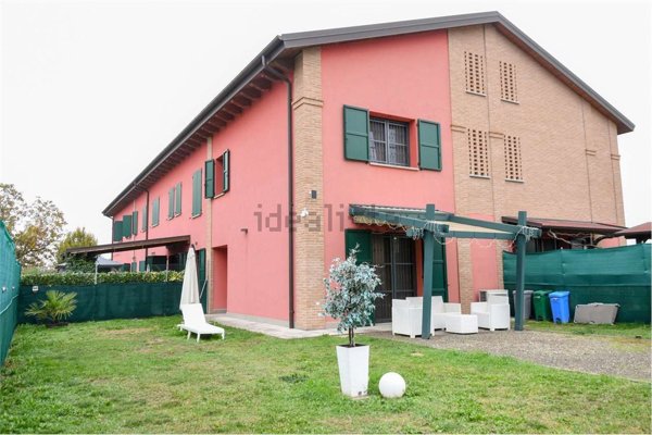 casa indipendente in vendita a Sant'Agata Bolognese