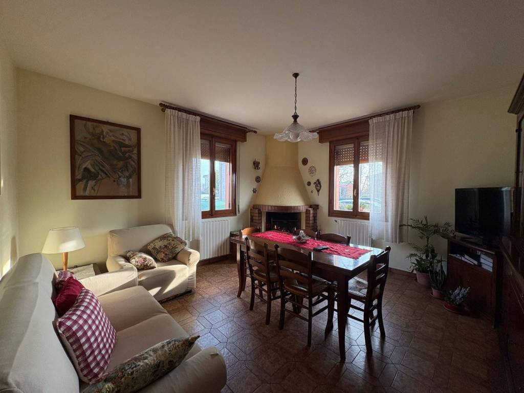 casa indipendente in vendita a Sant'Agata Bolognese