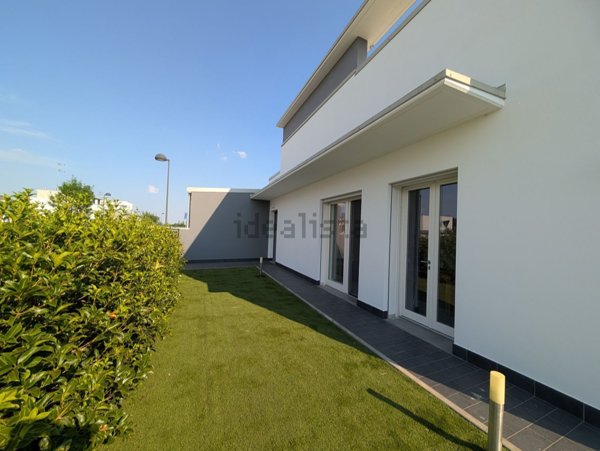 casa indipendente in vendita a Sant'Agata Bolognese