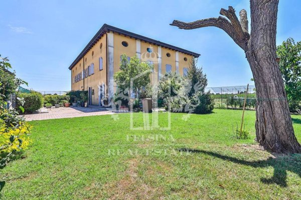casa indipendente in vendita a Sant'Agata Bolognese