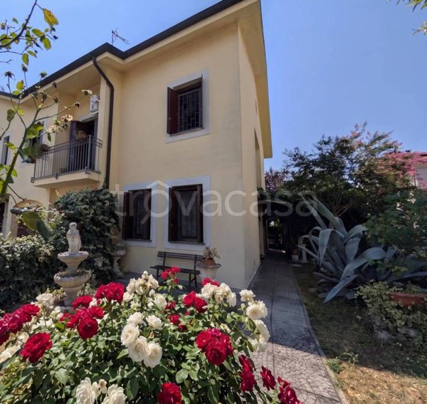 casa indipendente in vendita a Sant'Agata Bolognese