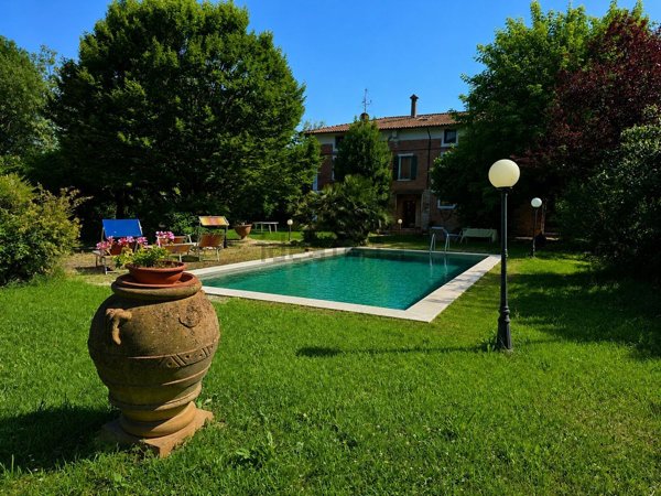 casa indipendente in vendita a Sant'Agata Bolognese