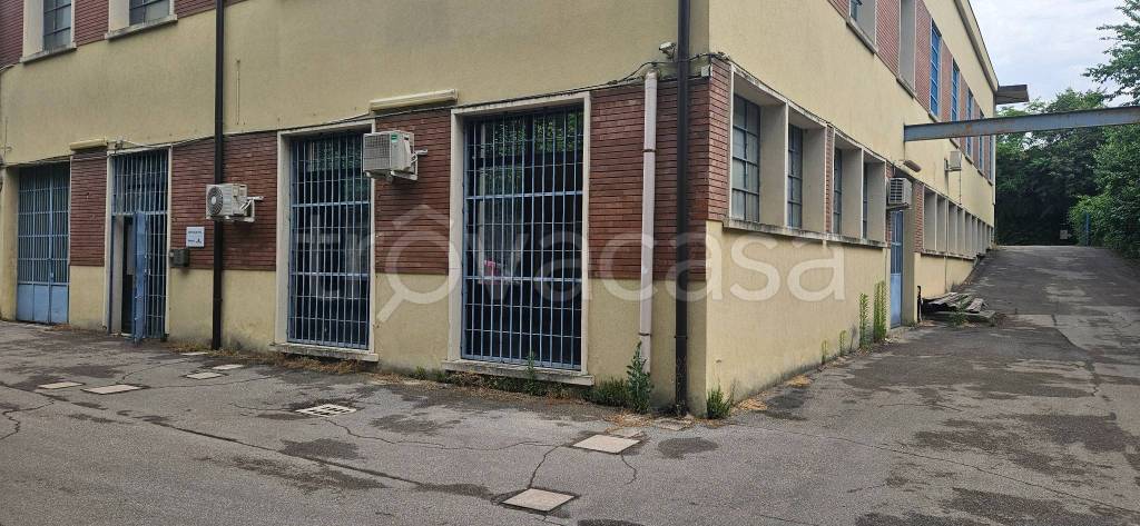 locale commerciale in vendita a Sasso Marconi