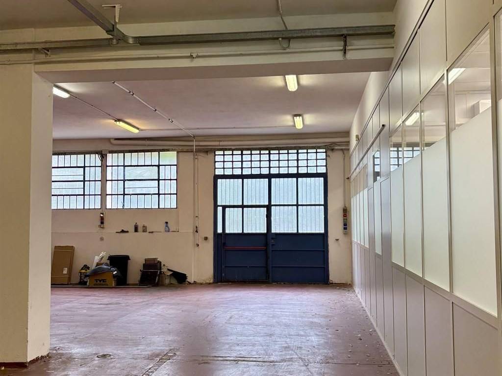 locale commerciale in vendita a Sasso Marconi