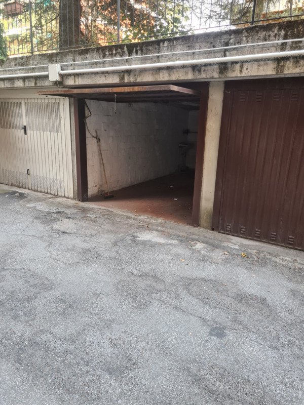 box auto in vendita a Sasso Marconi