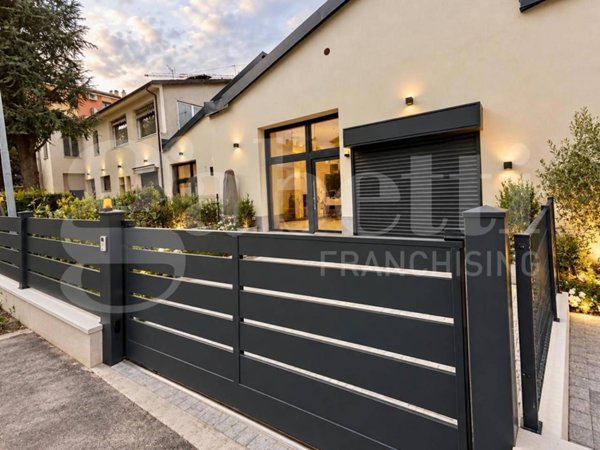 casa indipendente in vendita a Sasso Marconi