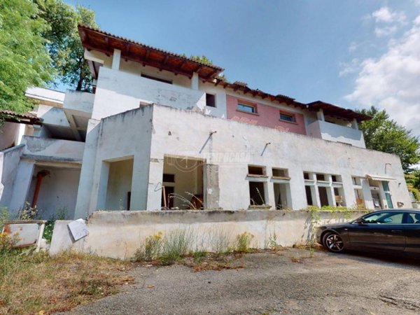 appartamento in vendita a Vergato in zona Riola