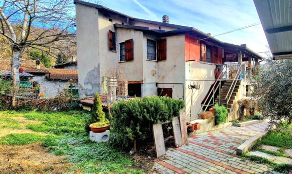 casa indipendente in vendita a Calvenzano