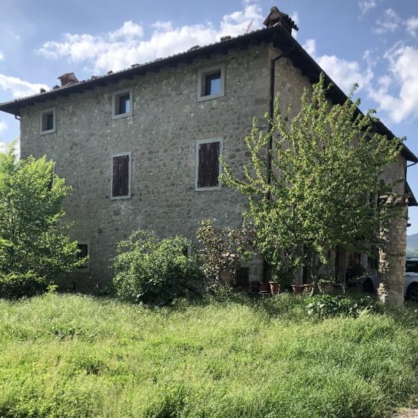 casa indipendente in vendita a Vergato