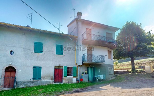 appartamento in vendita a Vergato in zona Tolè