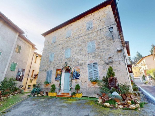 appartamento in vendita a Vergato in zona Tolè