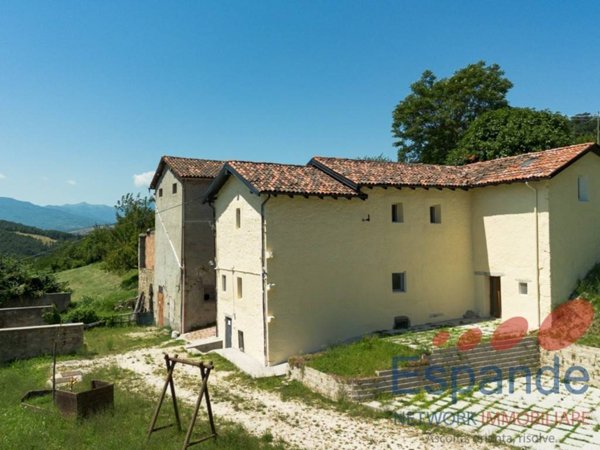 appartamento in vendita a Vergato in zona Riola