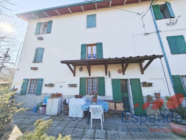 casa indipendente in vendita a Vergato